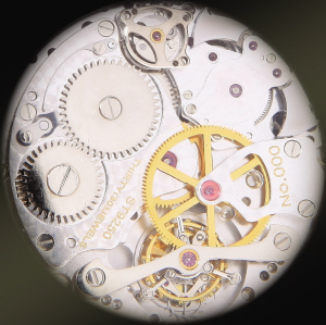 <em>海鸥</em>719.387<em>女款</em>贝母镶嵌日历机械<em>腕表</em>_万表